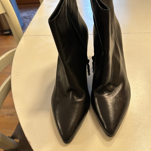 Black studded boots. Scarpa leather Italian  boots studded size 40 Italian - Picture 3 of 9